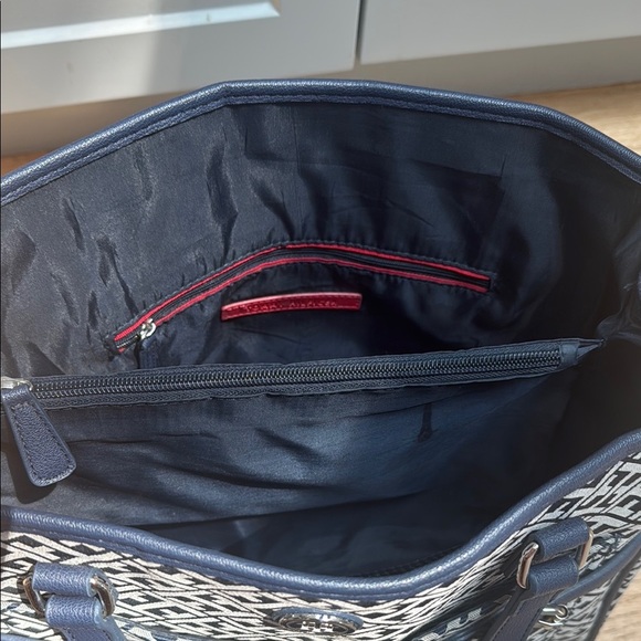 Tommy Hilfiger Tote Navy Logo - Picture 5 of 7